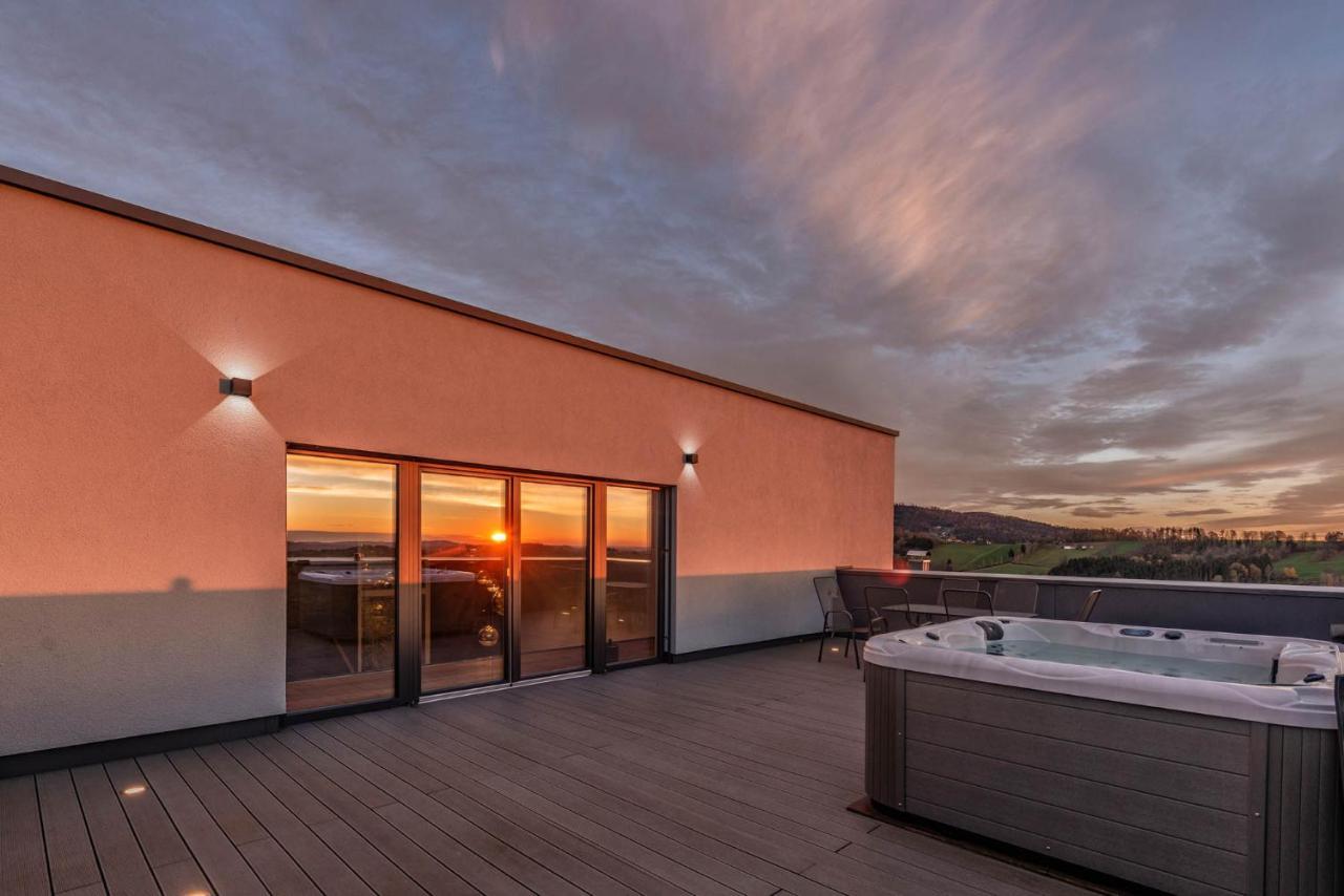 Moderne Villa Mit Whirlpool Und Heimkino Waldkirchen Kültér fotó